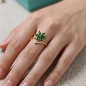emerald-starlet-ring